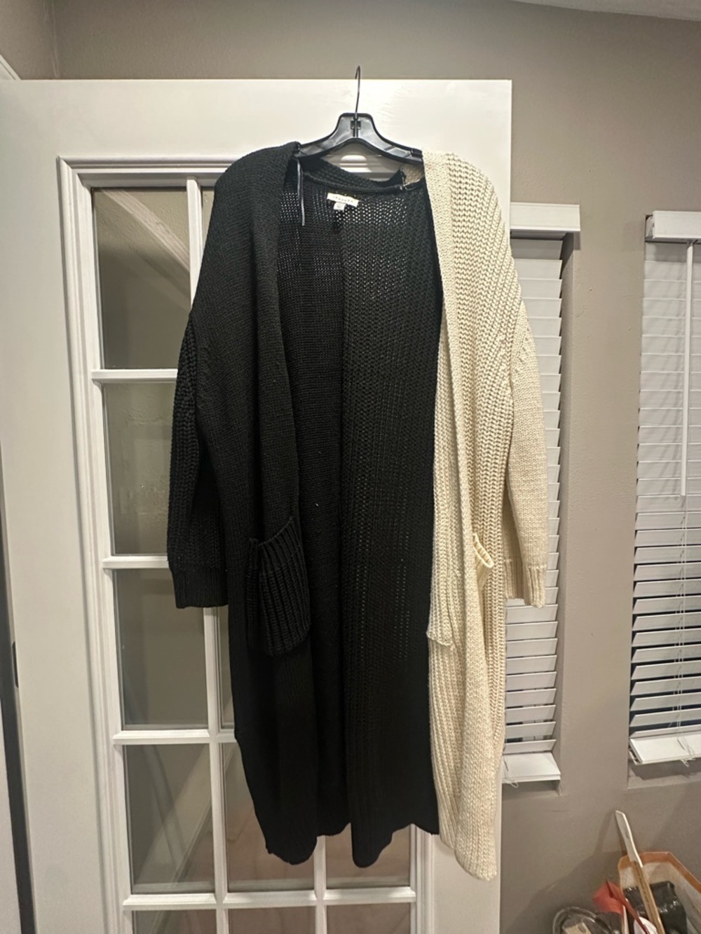 Topshop PETITE Black & Cream Open-Front Colorblock Cardigan